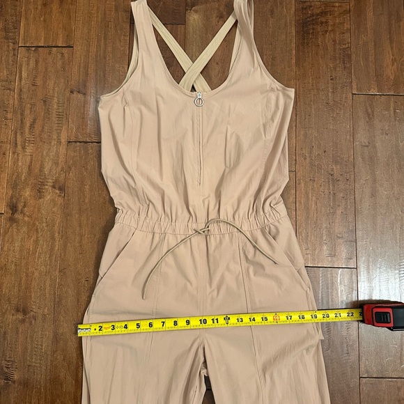 Lululemon Beige Shift in Time Cross Back Jumpsuit Sz 6 - Picture 14 of 16